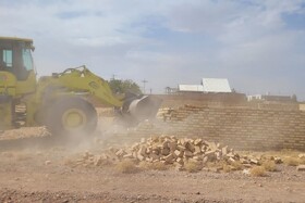 قلع و قمع ساخت و سازهای غیرمجاز در هریس