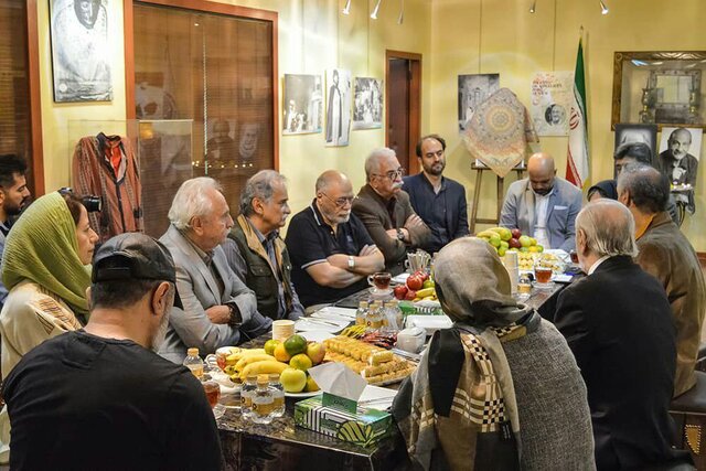 تجلیل از اسماعیل محرابی در «سنگلج» و درخواست برای بازپسگیری یک زمین