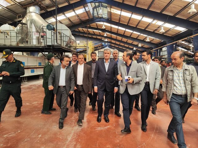 بازدید رئیس سازمان انرژی اتمی از صنایع استان فارس