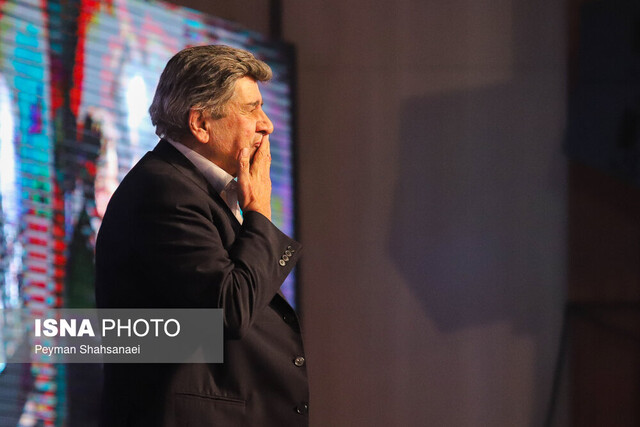 منوچهر والیزاده چه مرگهایی که به چشم دید! منوچهر والیزاده چه مرگهایی که به چشم دید!