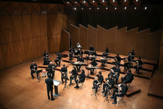 عکس تزئینی است تولد یک ارکستر جدید در پایتخت/ همه چیز از سر ذوق است!