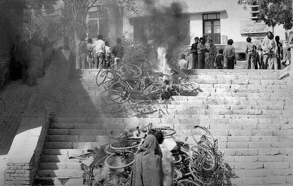 پذیرایی خونین در مسجد جامع کرمان