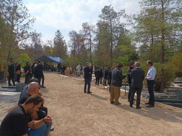 نادر بالاخره بچهها را جمع کردیم اما در شوک از دست دادن تو!