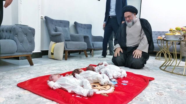 ارسال هدایای مقام معظم رهبری برای چهار قلوهای یاسوجی