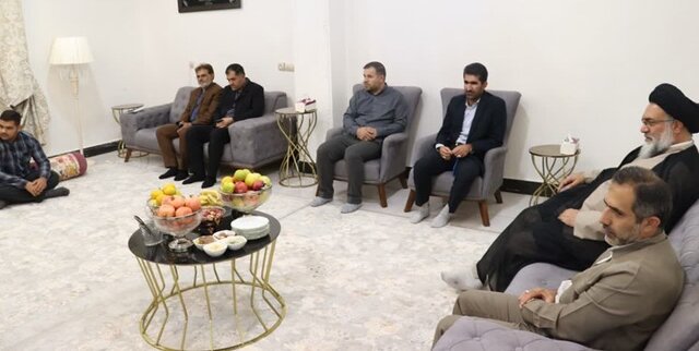 ارسال هدایای مقام معظم رهبری برای چهار قلوهای یاسوجی