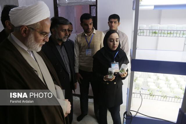 نمایشگاه دستاوردهای فناورانه جهاددانشگاهی کردستان