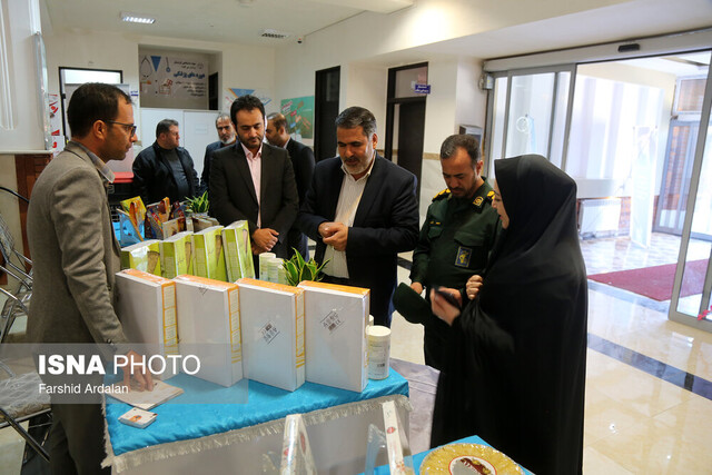 نمایشگاه دستاوردهای فناورانه جهاددانشگاهی کردستان