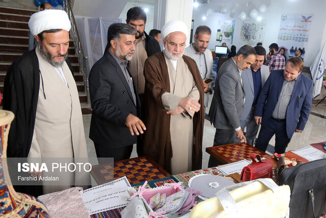 نمایشگاه دستاوردهای فناورانه جهاددانشگاهی کردستان