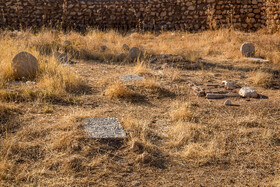 قبرستان باستانی روستای شهنشاه