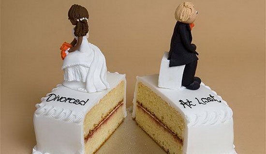 نقاب پُرآسیب «جشن طلاق» نقاب پُرآسیب «جشن طلاق»