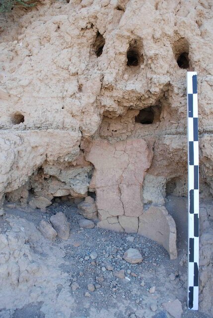 تخریب تدریجی یک روستای قاجاری