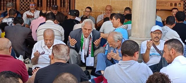 تجمع صدها نمازگزار مصری در مسجد الازهر در حمایت از فلسطین