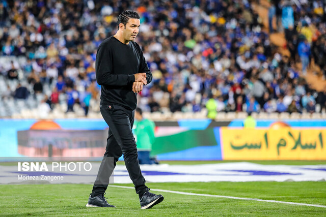 نکونام: تیمهای دیگر اشک تمساح میریزند/ به خدا از این داوری خسته شدهام! نکونام: تیمهای دیگر اشک تمساح میریزند/ به خدا از این داوری خسته شدهام!