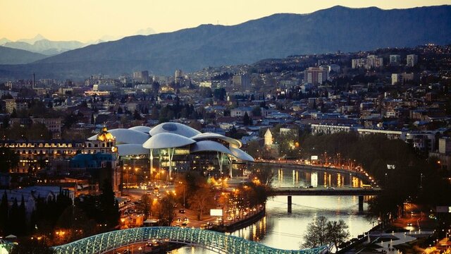 گرجستان از آمادهسازی برای یک «جنگ هستهای احتمالی» خبر داد گرجستان از آمادهسازی برای یک «جنگ هستهای احتمالی» خبر داد