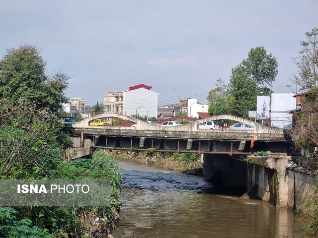 گذری بر «لب آب» و رودخانهای که دیگر زَر ندارد