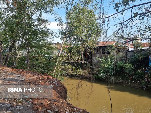 گذری بر «لب آب» و رودخانهای که دیگر زَر ندارد