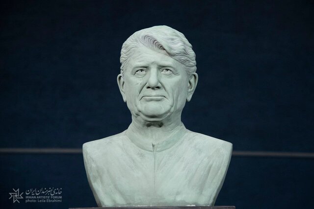 شکرخواه: شجریان از «مطرب» استاد ساخت!