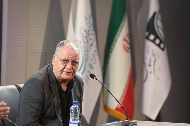 گفتههای صدرعاملی از دلایل برگزار نشدن جشن خانه سینما گفتههای صدرعاملی از دلایل برگزار نشدن جشن خانه سینما