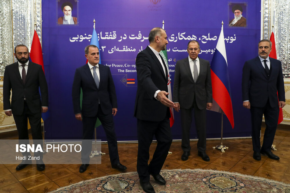 برگزاری نشست ۳+۳ در تهران؛ ابتکاری ارزشمند در موقعیتی حساس