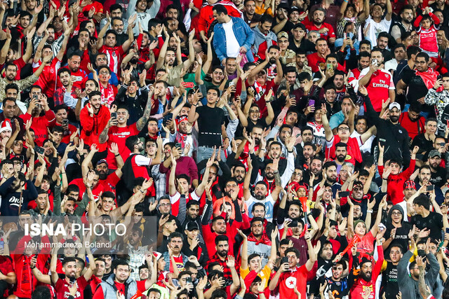 ویدیو/ گفتوگو با دو هوادار پرسپولیس در تاجیکستان ویدیو/ گفتوگو با دو هوادار پرسپولیس در تاجیکستان