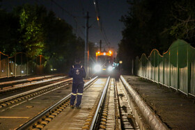 مانور خروج قطار شهری از ریل در مشهد