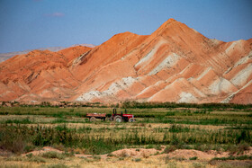 کوه‌های رنگین کمانی زنجان