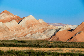 کوه‌های رنگین کمانی زنجان