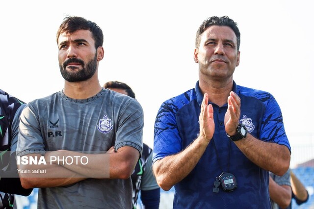 تمرین قوهای سپید برای مقابله با سرخ پوشان