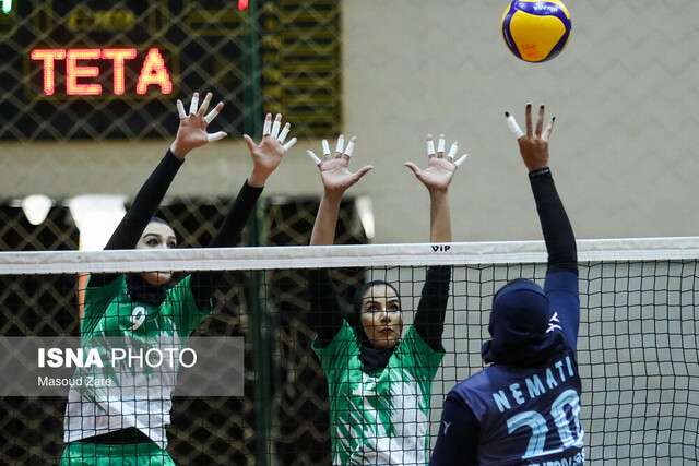 صدرنشینی سایپا و دشت اولین برد دختران والیبال ذوبآهن در لیگ صدرنشینی سایپا و دشت اولین برد دختران والیبال ذوبآهن در لیگ