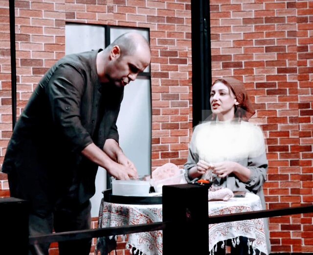 بازیگرانی که صحنه را پرفروغ میکنند