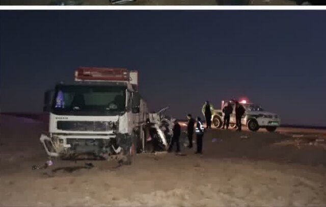 مرگ ۵ نفر در سانحه رخ به رخ تیبا و ولوو در محور دامغان- جندق
