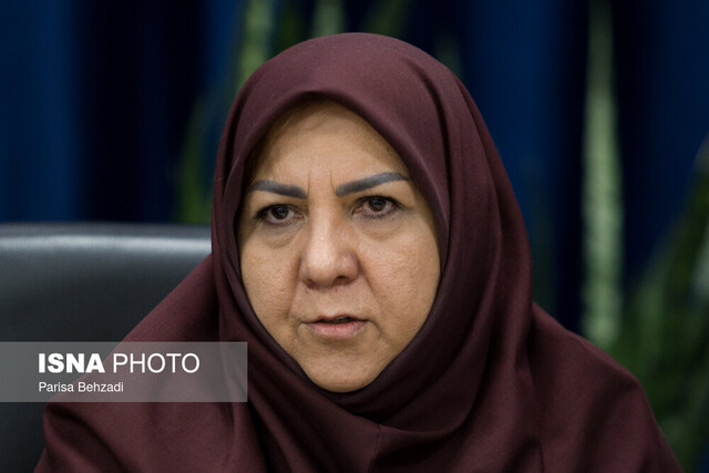 لباسی طراحی می کنیم که دهه هشتادی ها هم بپوشند/ ظرفیت لباس اقوام در آستانه انقراض!