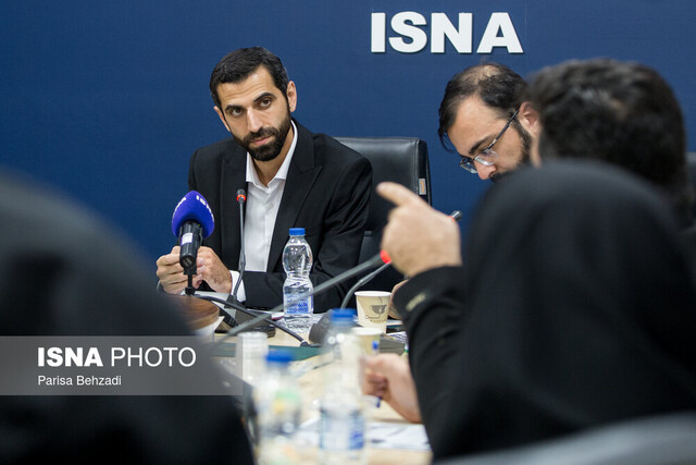 مشکلات دبیرخانه کارگروه مد و لباس / تاسیس بنیاد ملی سبک پوشش ایرانی - اسلامی مشکلات دبیرخانه کارگروه مد و لباس / تاسیس بنیاد ملی سبک پوشش ایرانی - اسلامی