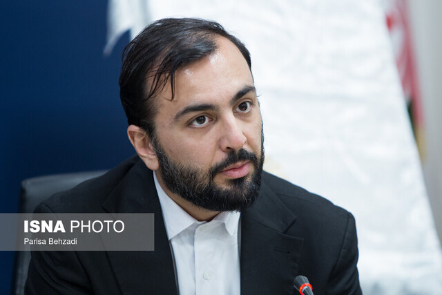 لباسی طراحی می کنیم که دهه هشتادی ها هم بپوشند/ ظرفیت لباس اقوام در آستانه انقراض!