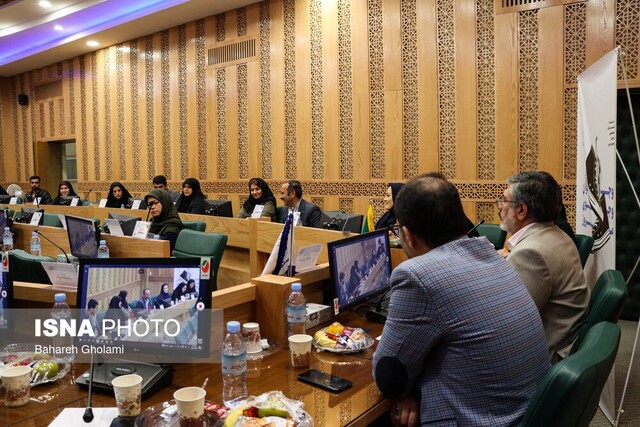 نوجوان نوجوی امروز؛ در کشاکش خلاقیت و بحران هویت
