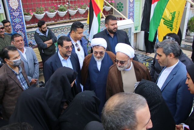 ادای احترام معاون اول قوه قضائیه به مقام شهید حاج قاسم سلیمانی