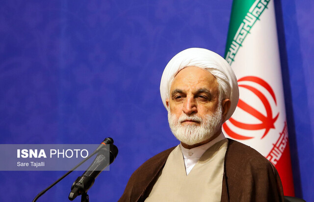 بازداشت دوباره توماج صالحی و فرار متهم پرونده صرافی کریپتولند/ برگزاری آزمون سردفتری در سالجاری