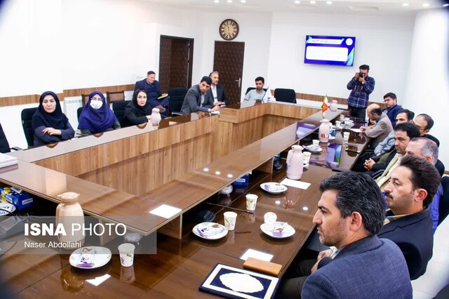 برگزاری نشست تبیینی و روشنگری استکبارستیزی در جهاددانشگاهی استان اردبیل