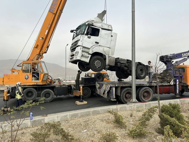 واژگونی تانکر حامل ۲۴ هزار لیتر گاز مایع در غرب تهران