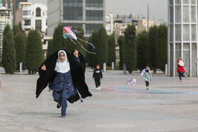 همایش خانوادگی «باد برمی خیزد»