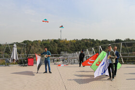 همایش خانوادگی «باد برمی خیزد»