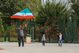 همایش خانوادگی «باد برمی خیزد»