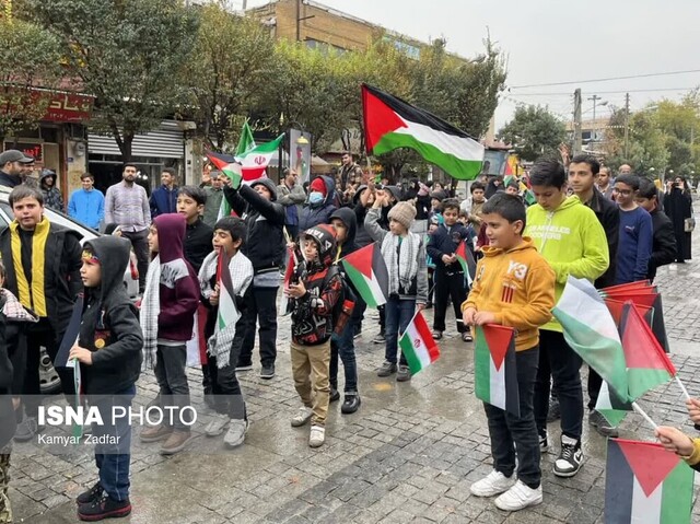 ژتجمع کودکان و نوجوانان اراکی در حمایت از کودکان مظلوم غزه