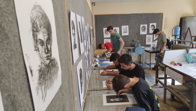 میراث ارزشمند کمالالملک برای دانشآموزان پسر