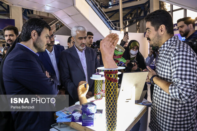 عکس آرشیوی است برگزاری «روز تأمین مالی نانو» در شانزدهمین نمایشگاه نانو