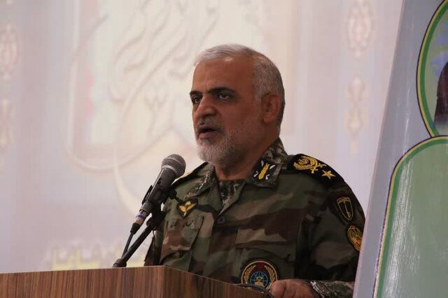 معاون هماهنگ کننده نیروی زمینی ارتش:13 آبان نقطه عطفی در تاریخ پرافتخار ایران اسلامی است معاون هماهنگ کننده نیروی زمینی ارتش:13 آبان نقطه عطفی در تاریخ پرافتخار ایران اسلامی است