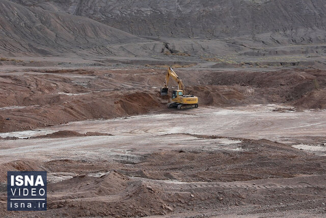 ویدیو/ اقدامات پیشگیرانه برای مقابله با سیلاب در یزد ویدیو/ اقدامات پیشگیرانه برای مقابله با سیلاب در یزد