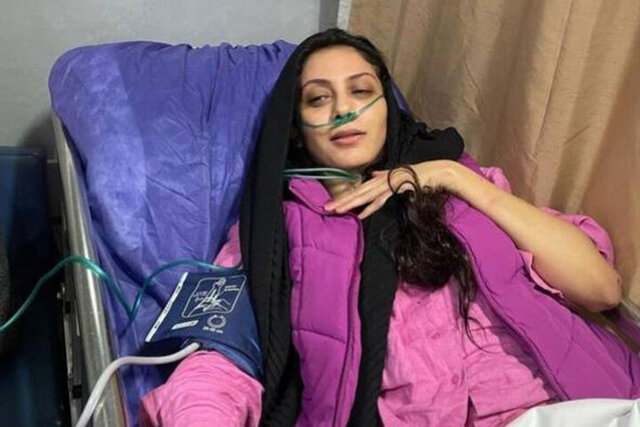 تصویری که این بازیگر از خود در صفحه اینستاگرامش منتشر کرد واکنش پلیس به خبر سرقت مسلحانه از مونا فرجاد؛ کذب است