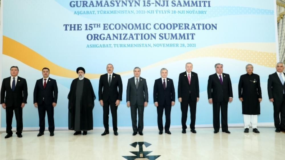 روانسازی تجارت در «اکو»؛ زمینهساز دسترسی صادرکنندگان ایرانی به بازارهای منطقه