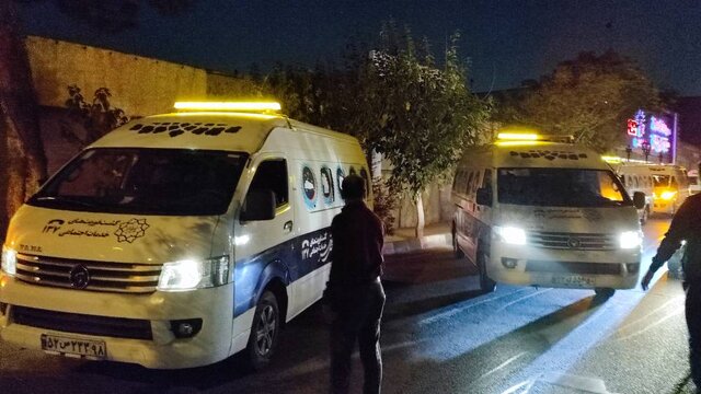 آماده باش ۴۰ مددسرای سیار و گرمخانه در شبهای سرد تهران/ رصد بیخانمانها توسط گشتهای موتوری آماده باش ۴۰ مددسرای سیار و گرمخانه در شبهای سرد تهران/ رصد بیخانمانها توسط گشتهای موتوری